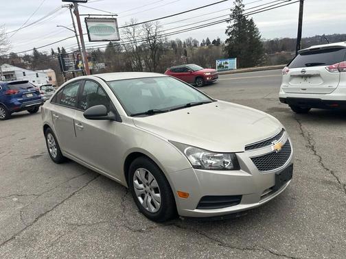 2013 Chevrolet Cruze LS