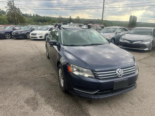 Night Blue Metallic 2015 Volkswagen Passat 1.8T Auto S