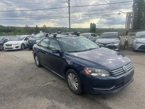 Night Blue Metallic 2015 Volkswagen Passat 1.8T Auto S