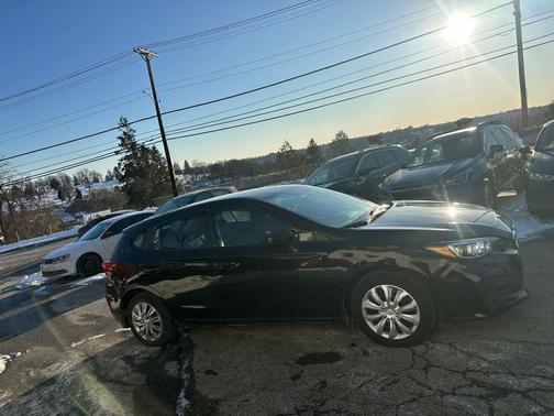 2018 Subaru Impreza 2.0i