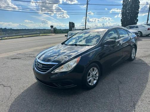 Black 2011 Hyundai SONATA GLS