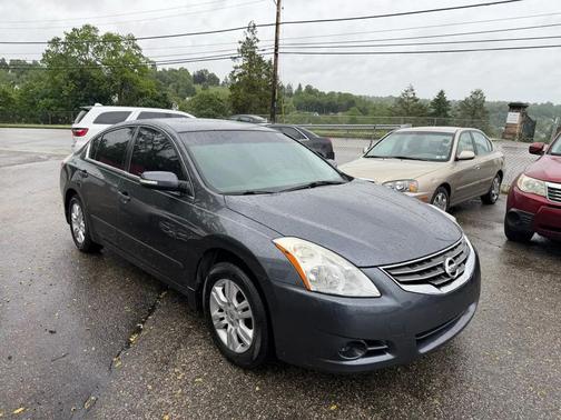 Gray 2010 Nissan Altima 2.5 SL
