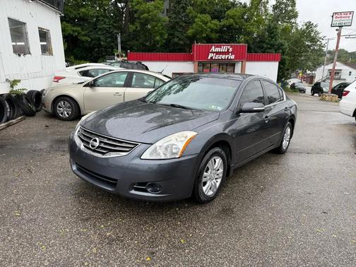 Gray 2010 Nissan Altima 2.5 SL
