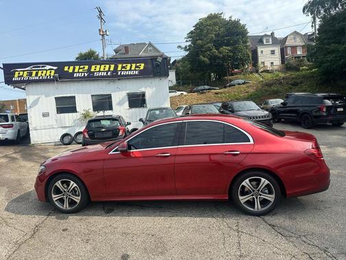 2018 Mercedes-Benz E-Class 4MATIC