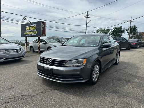 Platinum Gray Metallic 2015 Volkswagen Jetta Auto SE w/Connectivity