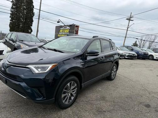 2018 Toyota RAV4 Hybrid XLE