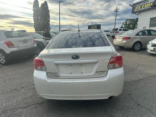 Satin White Pearl 2013 Subaru Impreza 2.0i