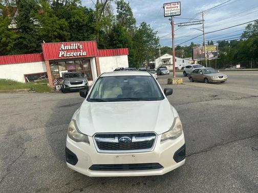 Satin White Pearl 2013 Subaru Impreza 2.0i
