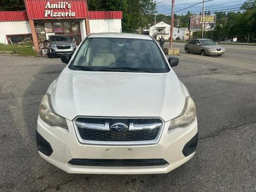 Satin White Pearl 2013 Subaru Impreza 2.0i