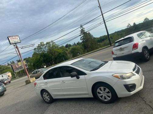 Satin White Pearl 2013 Subaru Impreza 2.0i