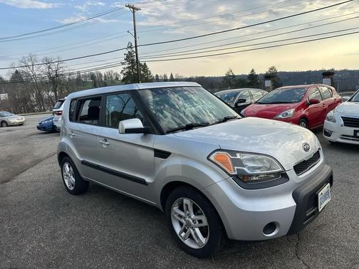 2011 Kia Soul +