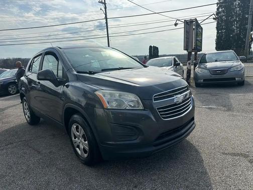 Cyber Gray Metallic 2016 Chevrolet Trax LS