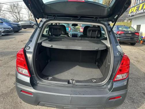 Cyber Gray Metallic 2016 Chevrolet Trax LS