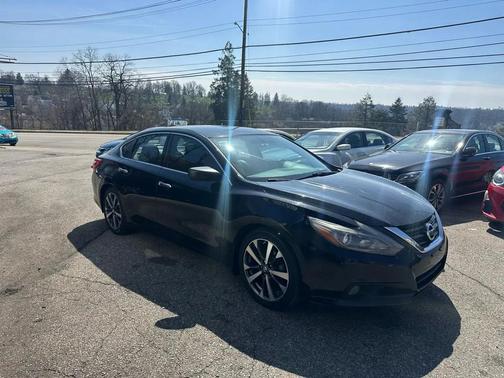 2016 Nissan Altima 2.5 SR