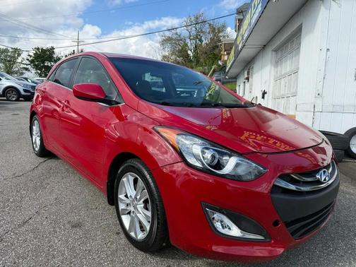 Volcanic Red 2013 Hyundai Elantra GT Base