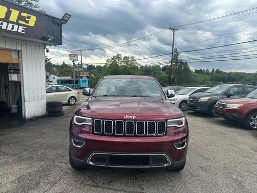 Velvet Red Pearlcoat 2017 Jeep Grand Cherokee Limited