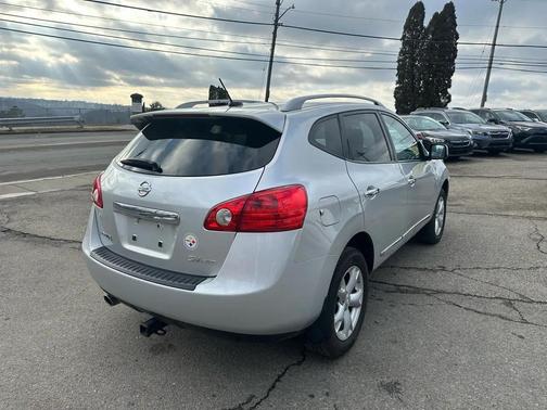2011 Nissan Rogue SV