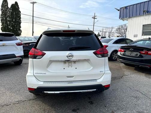 2020 Nissan Rogue SV