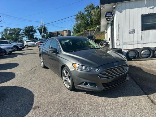 Ruby Red Tinted Clearcoat 2015 Ford Fusion SE