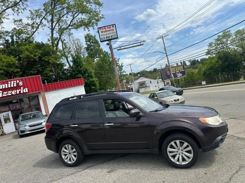 Brown 2013 Subaru Forester 2.5X