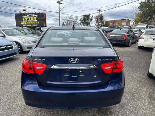 2010 Hyundai ELANTRA SE