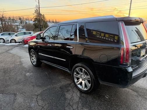 2017 Cadillac Escalade Premium Luxury