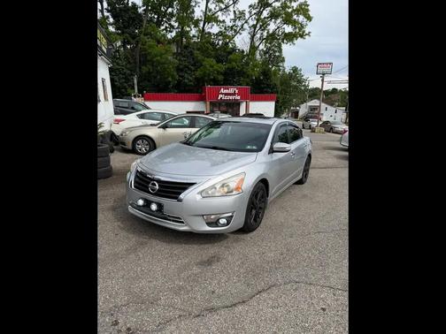 Brilliant Silver 2015 Nissan Altima 2.5 SV