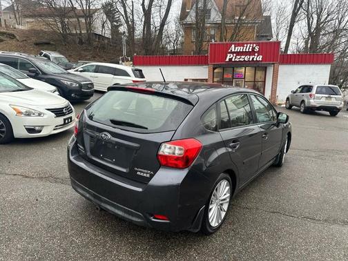 2013 Subaru Impreza 2.0i Premium