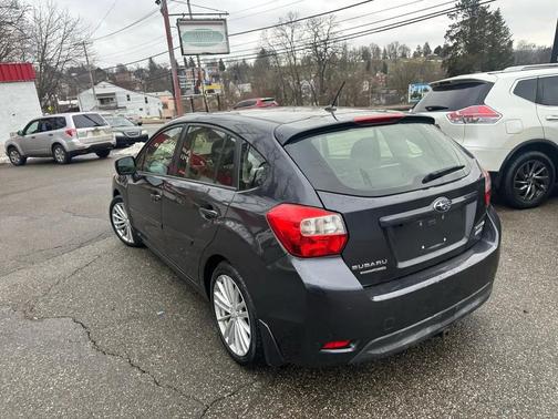 2013 Subaru Impreza 2.0i Premium