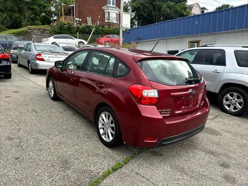 2014 Subaru Impreza 2.0i Premium