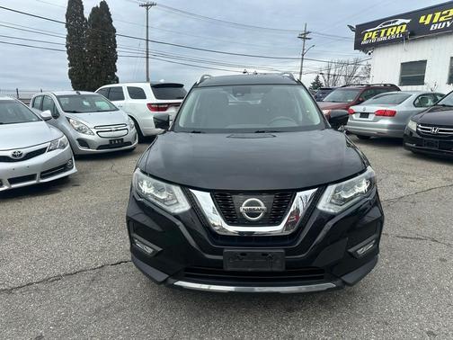 2017 Nissan Rogue SL