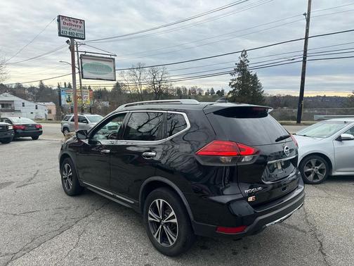 2017 Nissan Rogue SL