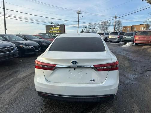 2016 Toyota Avalon Hybrid XLE Premium
