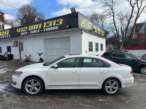 2015 Volkswagen Passat 1.8T Auto SEL Premium