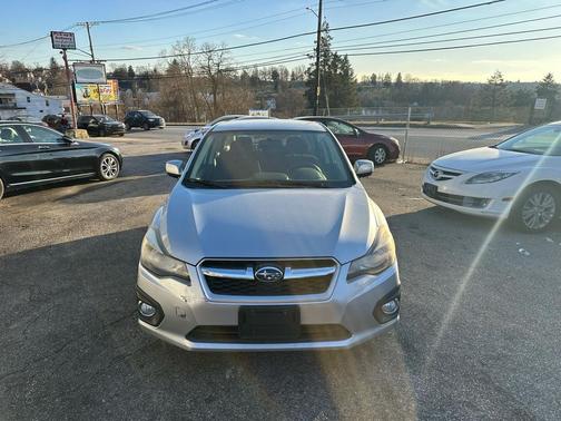 2013 Subaru Impreza 2.0i Premium