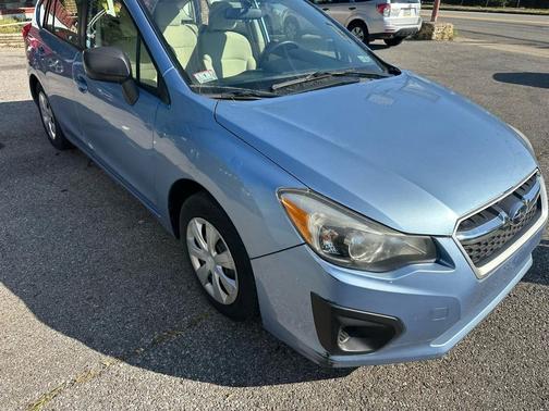 2012 Subaru Impreza 2.0i