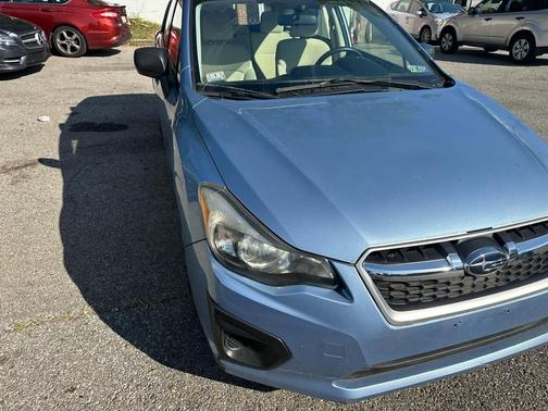 2012 Subaru Impreza 2.0i
