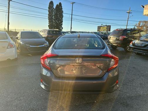 2018 Honda Civic EX