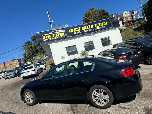 2013 INFINITI G37x Base