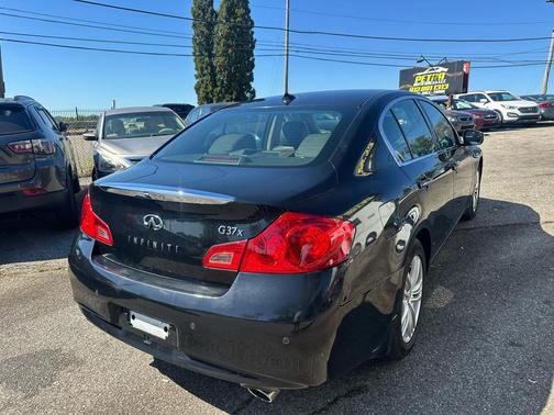 2013 INFINITI G37x Base