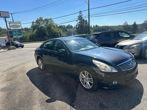 2013 INFINITI G37x Base