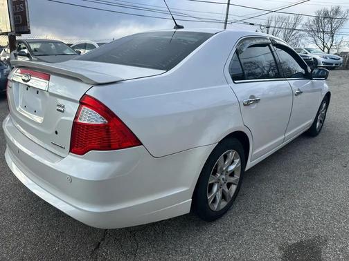 2011 Ford Fusion SEL