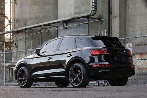 2024 Audi Q5 e 55 S line Premium Plus