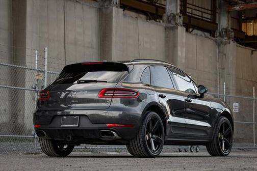 2017 Porsche Macan Base