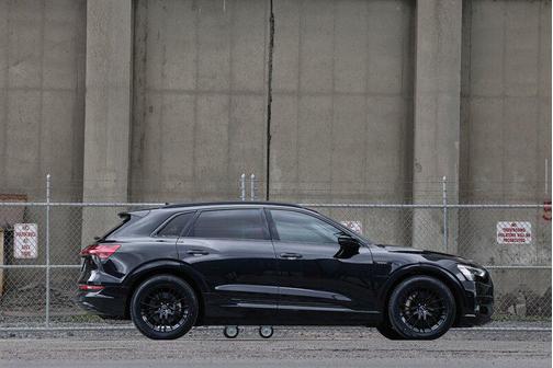 2021 Audi e-tron Premium