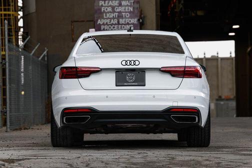 2022 Audi A4 45 S line Premium Plus