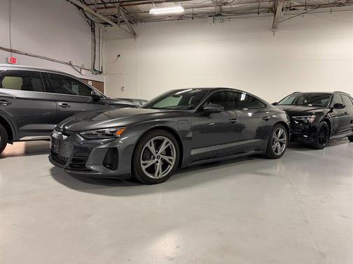 2023 Audi e-tron GT Premium Plus quattro