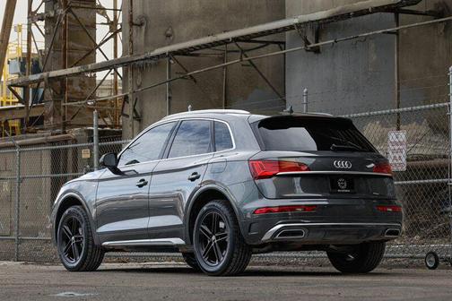 2024 Audi Q5 e 55 S line Premium Plus