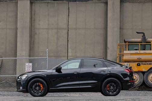 2023 Audi e-tron Sportback S line Premium Plus