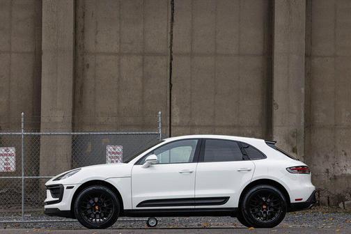 2024 Porsche Macan 